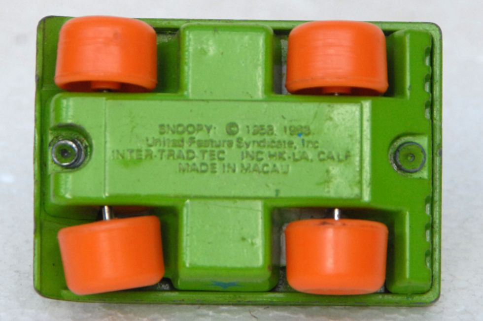 Aviva   - Snoopy Tank thumbnail 3