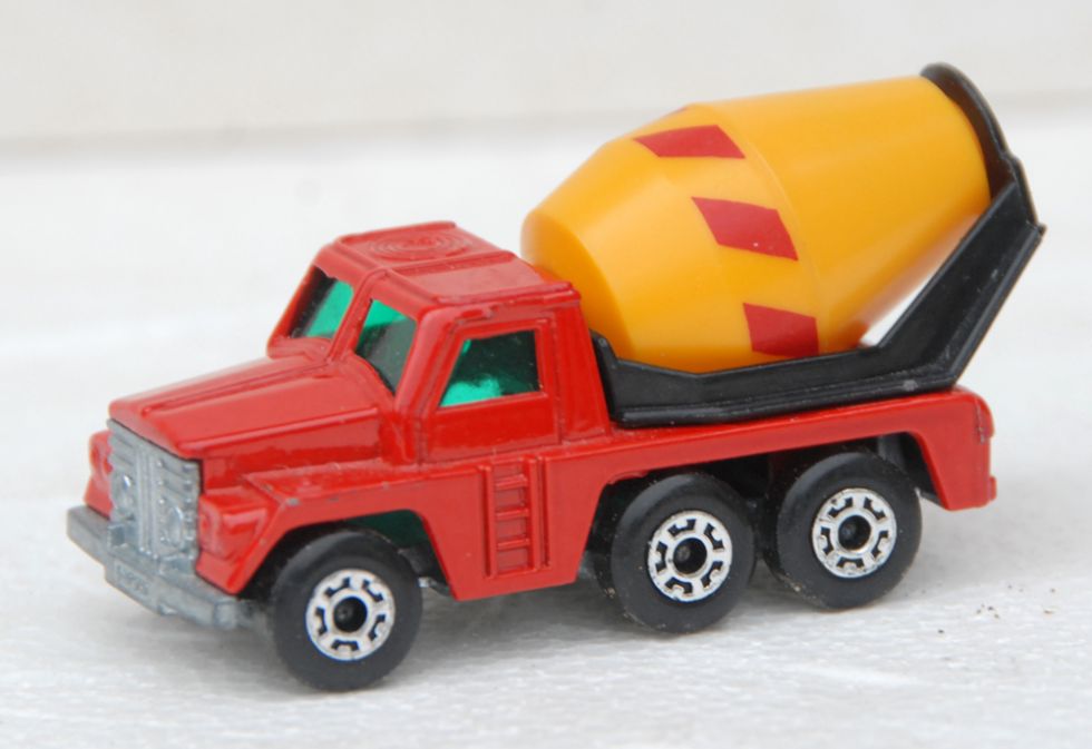 Matchbox   - Cement Truck thumbnail 1