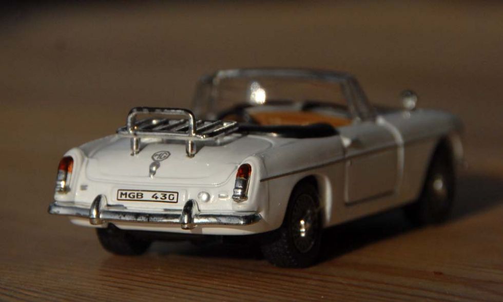 Hongwell   - MGB Cabriolet - Scale 1:43 thumbnail 5