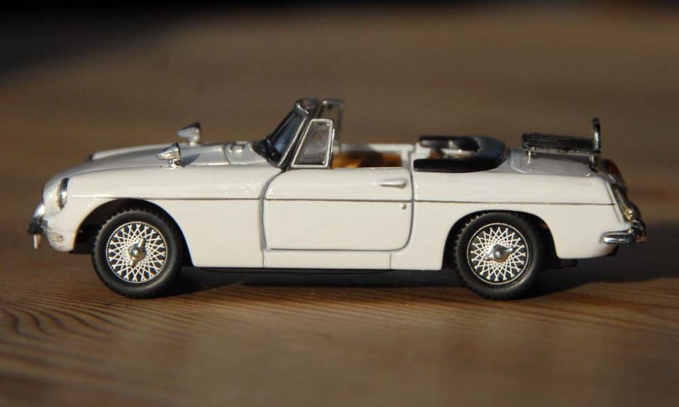 Hongwell   - MGB Cabriolet - Scale 1:43 thumbnail 6