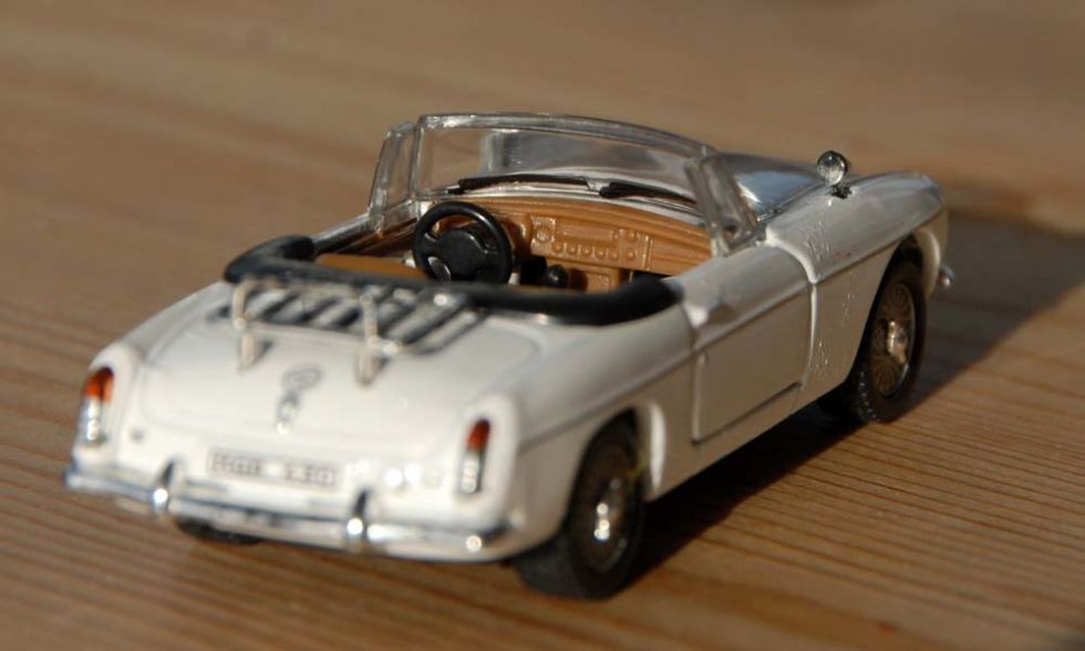 Hongwell   - MGB Cabriolet - Scale 1:43 thumbnail 7
