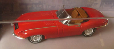 Matchbox Dinky model image dy-18a