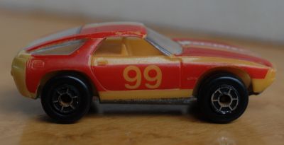 Matchbox Glo Racer Turbo Flash