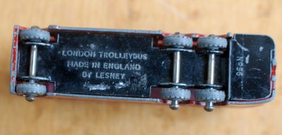 Model image b