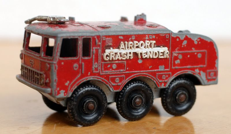 Matchbox   - Foamite Crash Tender image 1