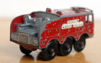 Model image r
