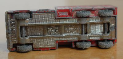 Model image b