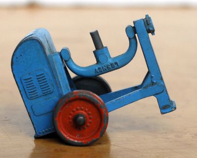 Model image r