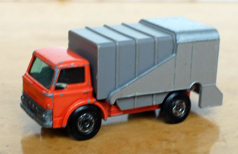 Superfast - Ford Refuse Truck image 1