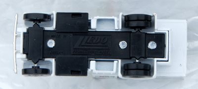 Model image b