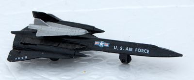Model image r