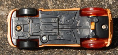 Model image b
