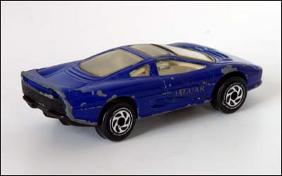 Model image r
