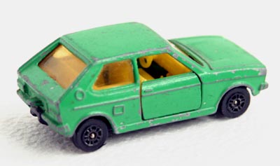Model image r
