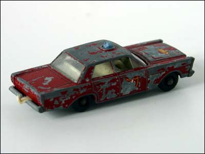 Model image r
