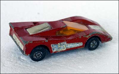 Model image r