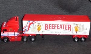 Matchbox Freightliner Container Truck - No.K-187
