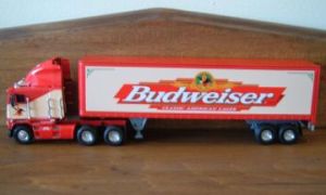 Matchbox Freightliner Container Truck - No.K-201